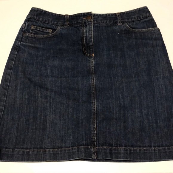Boden Dresses & Skirts - Boden Denim Mini Skirt Size 8